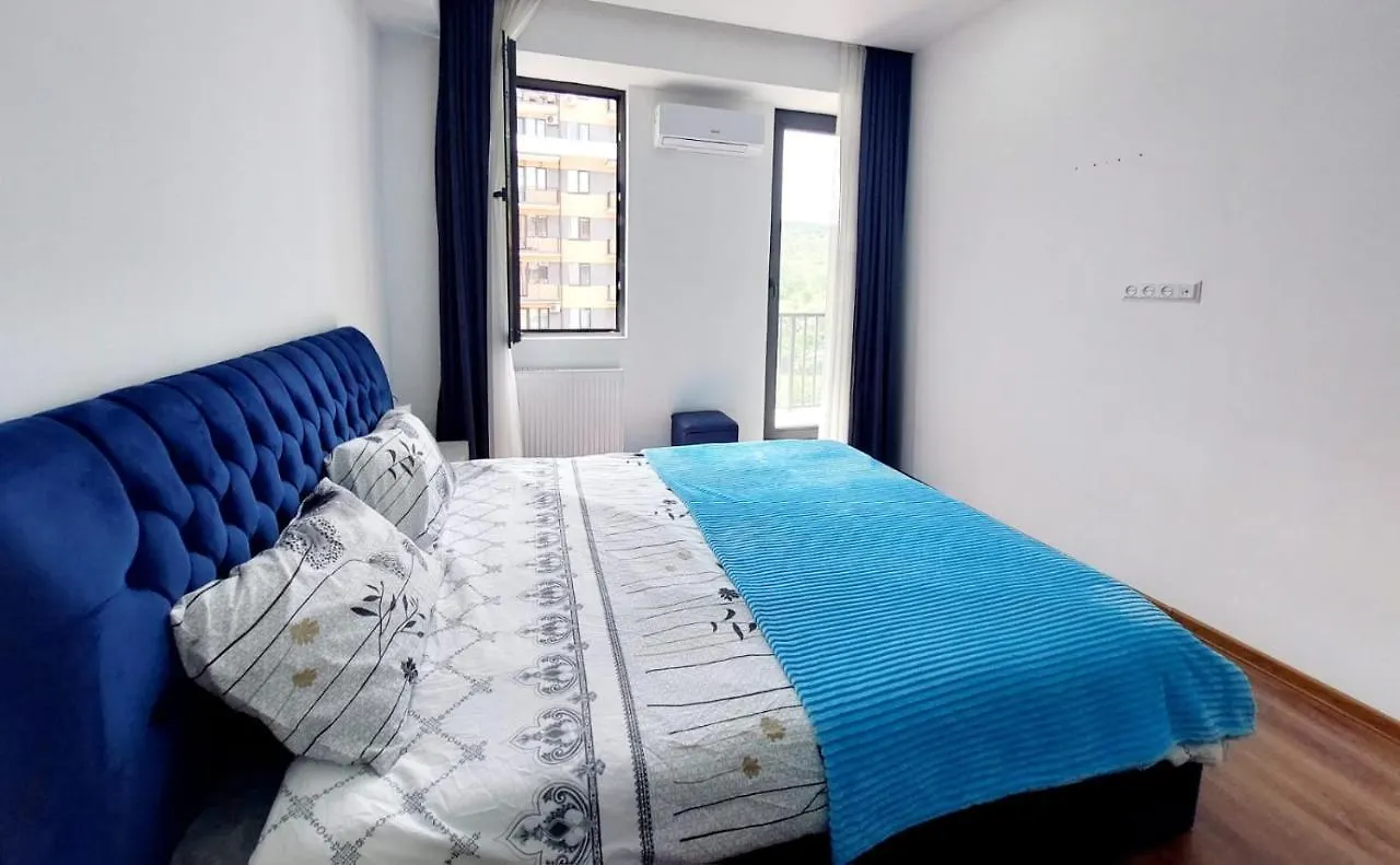 Stylish 1 Bdr Apartment In Ortachala. Tbilisi 0*,
